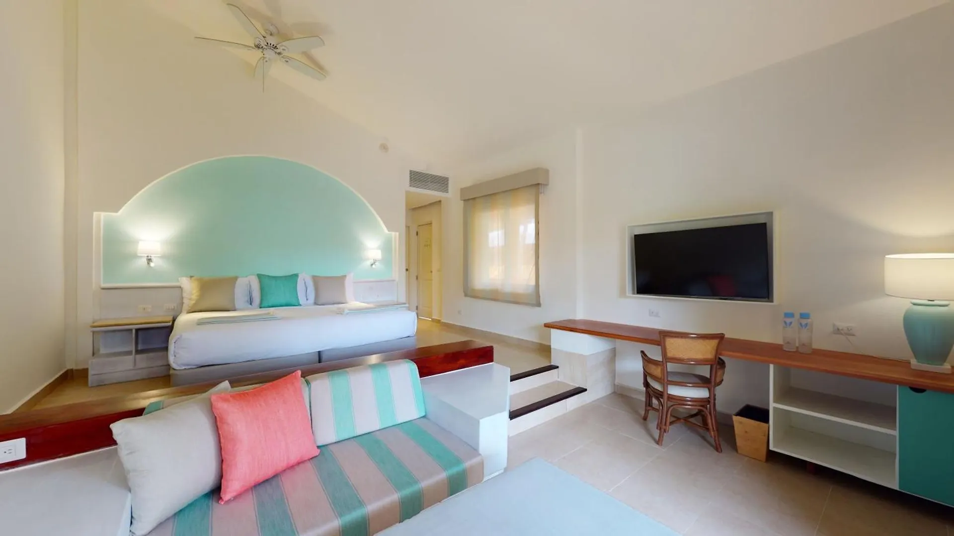 Iberostar Selection Bavaro Suites (Adults Only) Пунта-Кана Курортный комплекс